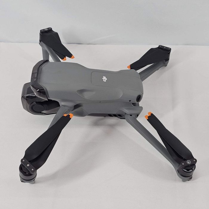 Drone caméra quadricoptère DJI Air 3 Fly More Combo 4K - photo numéro 3