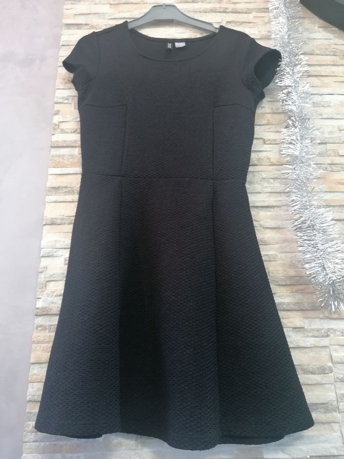 Robe noire taille 36 H&M - photo numéro 6