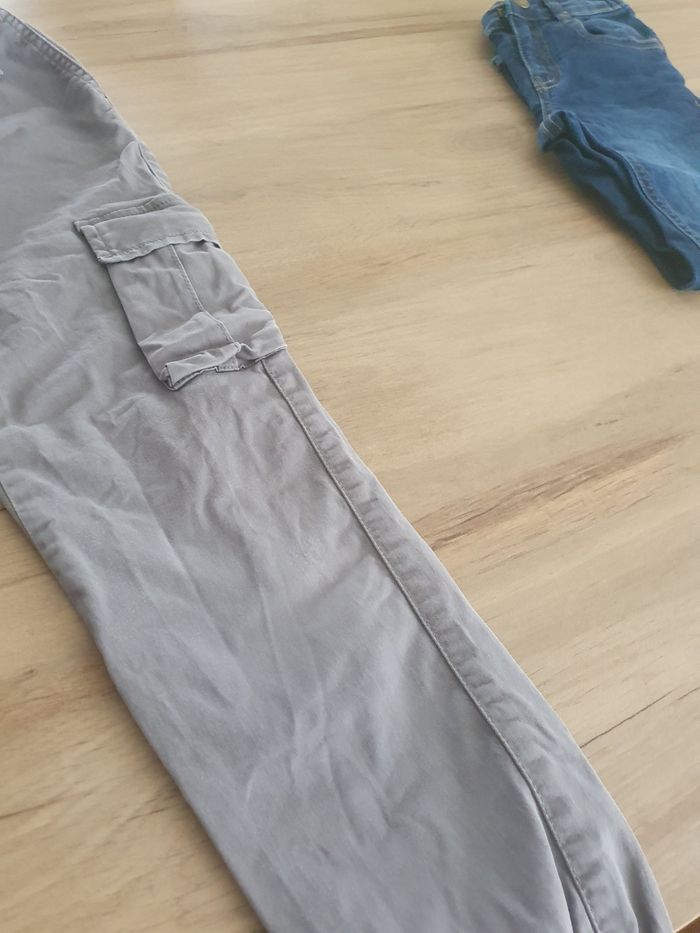 Pantalon cargo gris