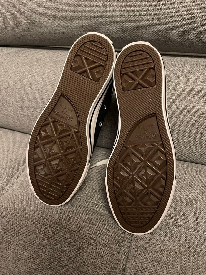 Converse noire 39 comme neuve - photo numéro 7
