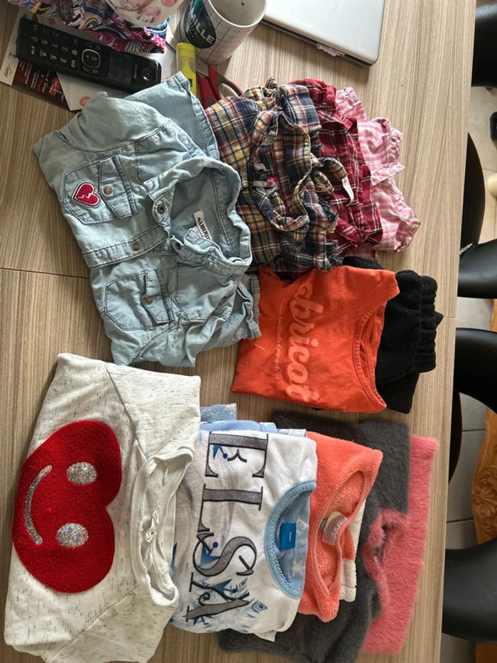 Lot de 10 vêtements fille 8 ans