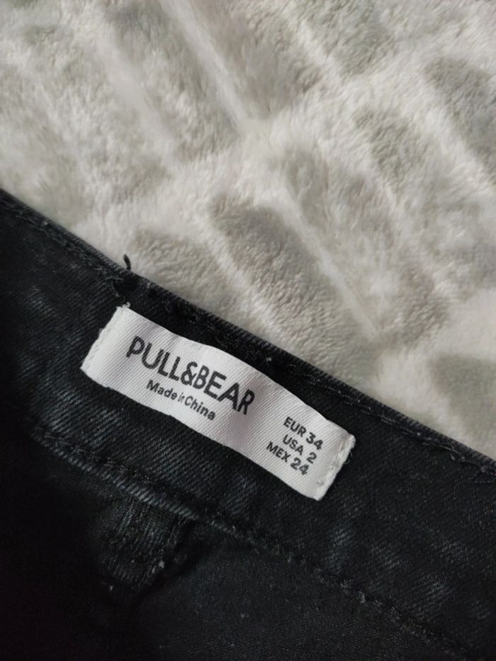Short court noir taille haute pull&Bear taille XS 34 - photo numéro 4