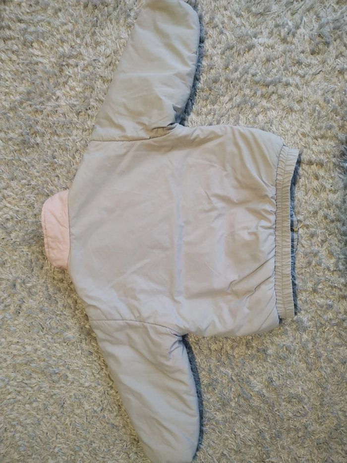 Manteau doudoune gris et rose
4 ans 
MArgey
Vintage - photo numéro 3