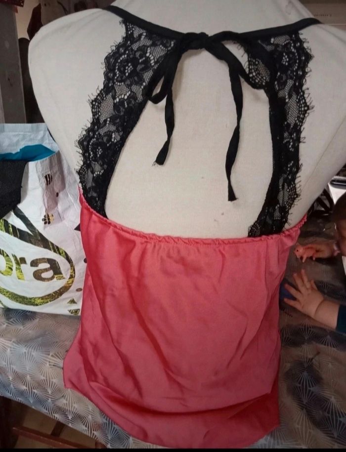 Débardeur de nuit taille L/XL - photo numéro 2