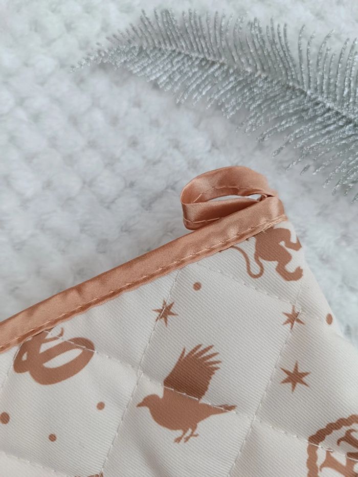 🔸Manique Harry Potter dorée - Accessoire Cuisine 🔸 - photo numéro 2