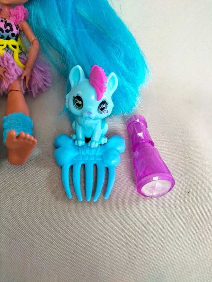 💙 Poupée Tella - Cave club - Mattel 💙 - photo numéro 2