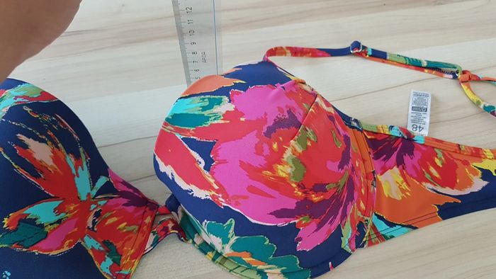 Maillot de bain 2 pièces état neuf 48 bonnet D - photo numéro 7