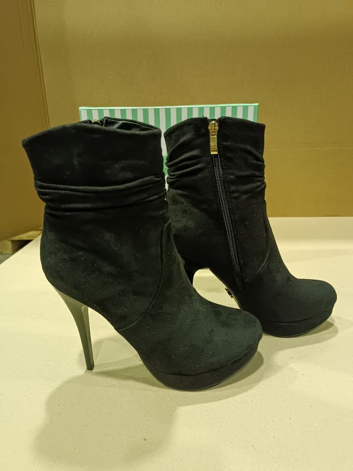 Chaussures à talons hauts Axel taille 40 - photo numéro 3