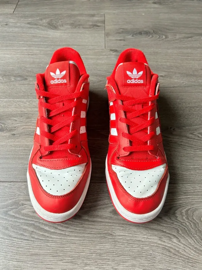 Baskets Adidas Forum Low CL Taille 44 - photo numéro 2
