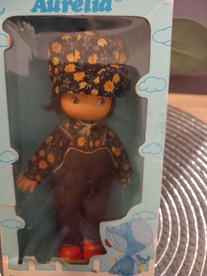 Poupée vintage Aurelia dans sa boîte d'origine 16cm - photo numéro 5