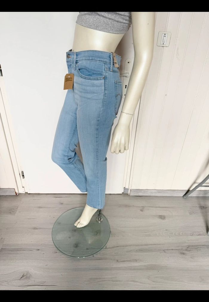 Jean Levi’s 314 Shaping Straight – Taille 29/30 – bleu clair – Neuf avec étiquette - photo numéro 5