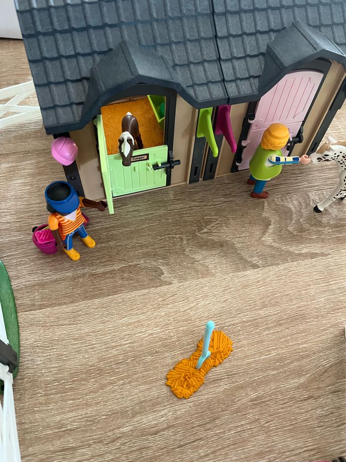 Playmobil 70995 Carrière d'entrainement - Country - Le Poney Club - photo numéro 2