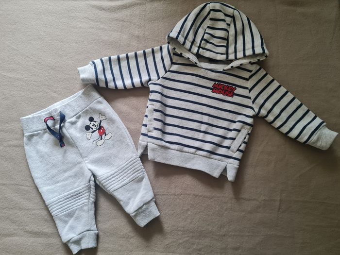 Lot Mickey 6 mois - photo numéro 2