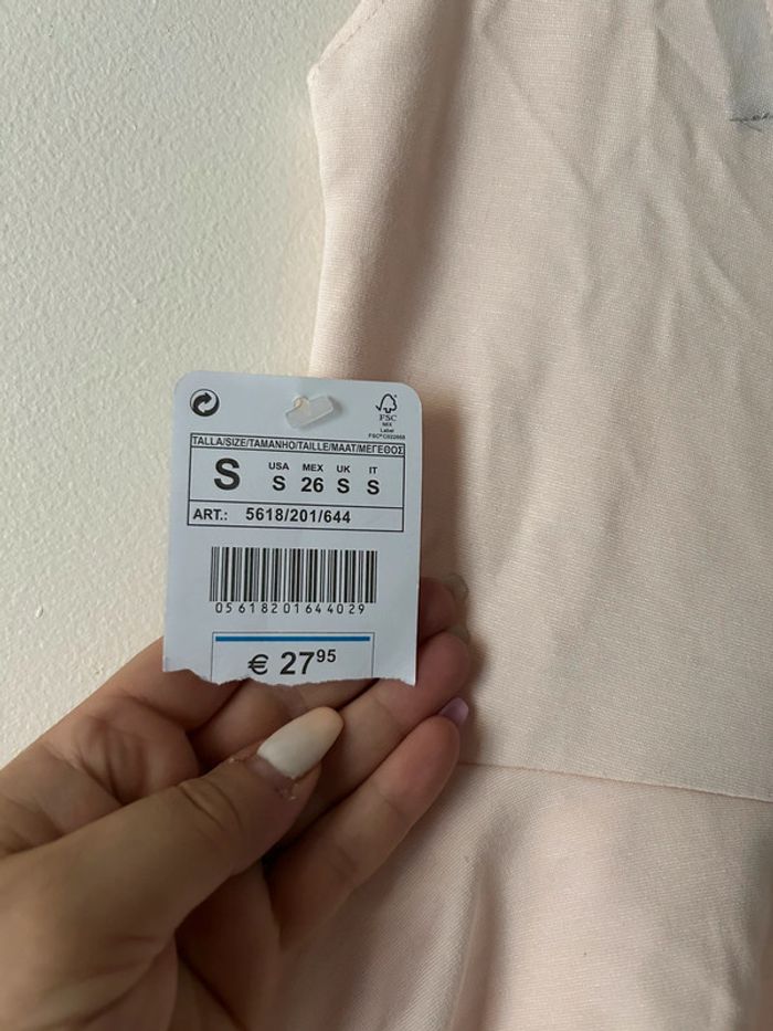 Robe Zara neuve - photo numéro 5