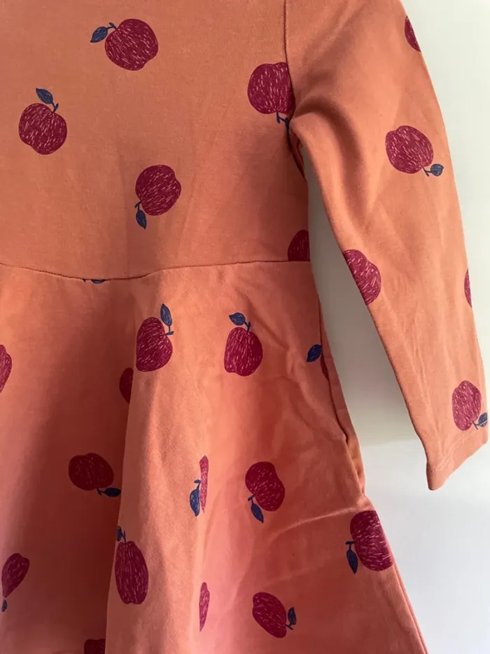 Robe 4 ans du pareil au même - photo numéro 2