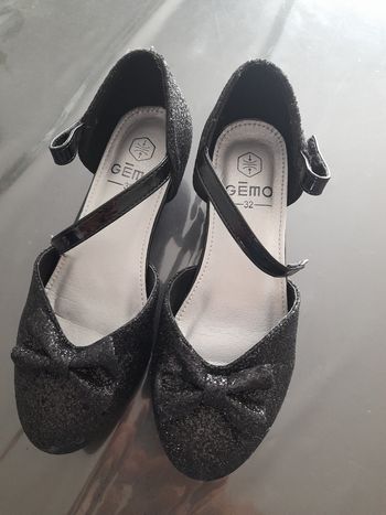 Jolie chaussures noires à paillettes en 32