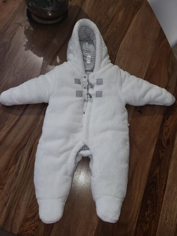 Gigoteuse pour extérieur