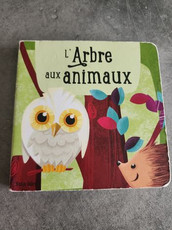 Livre arbre aux animaux 
