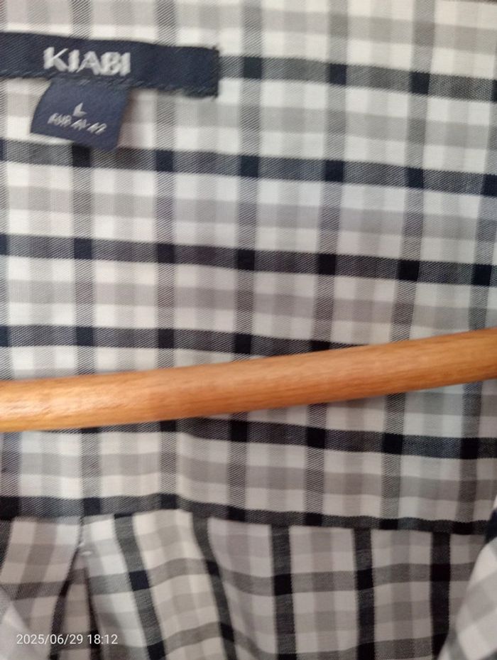 Chemise a carreaux - photo numéro 3