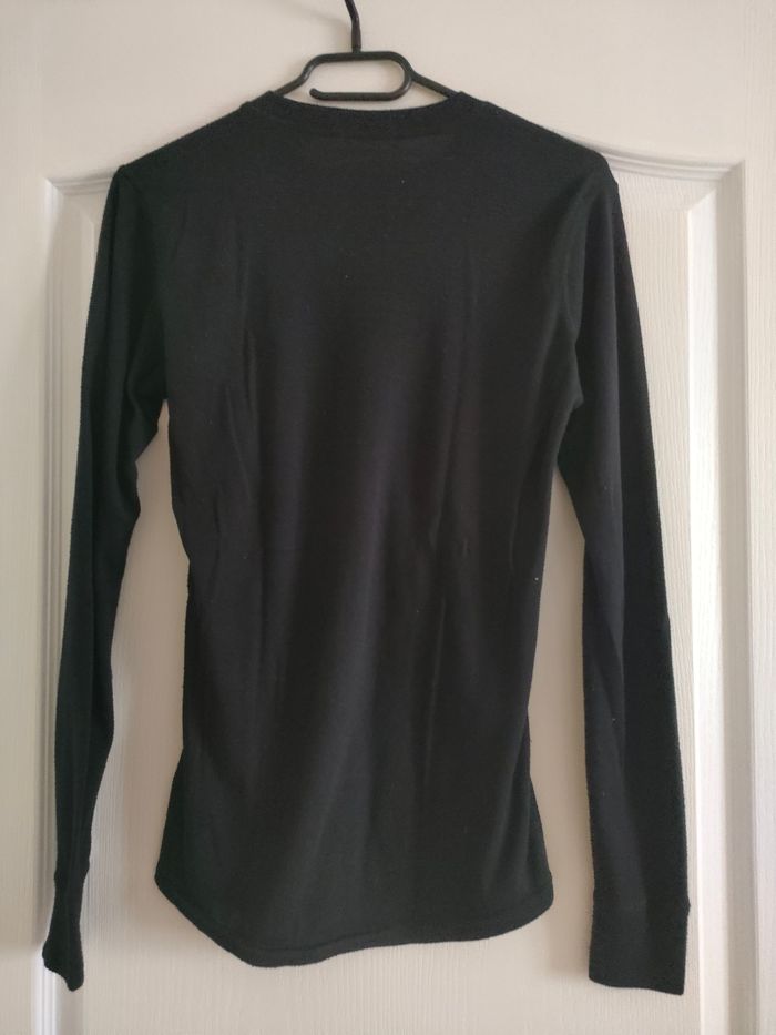 Lot de 2 hauts manches longues chaud taille M en bon état - photo numéro 2