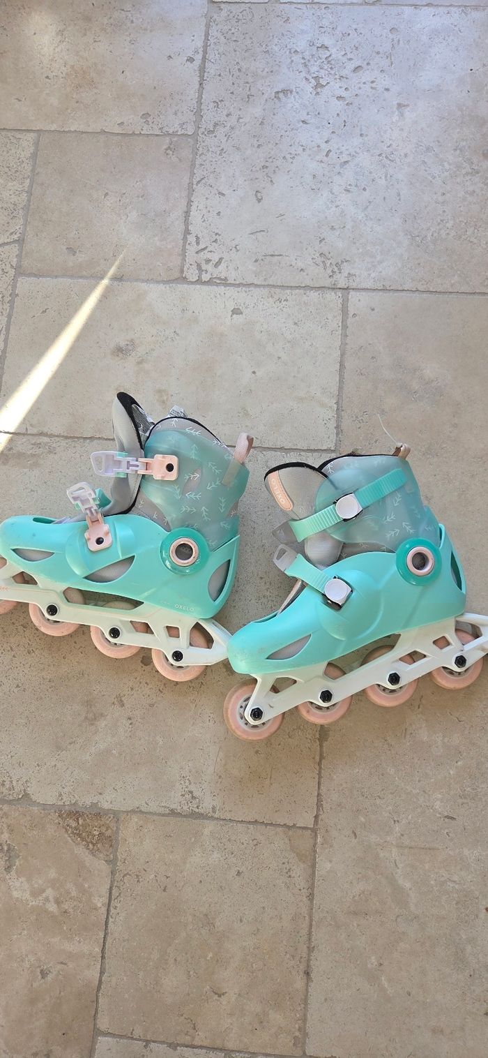 Rollers évolutifs fillevitesse. Un roulement adapté pour des sorties rallongées !
Le roller en ligne solide, confortable et réglable sur 3 tailles ! Le maintien et le roulement ont été travaillés pour s'initier en toute sécurité.
Taille 34-36
Prix d'acha