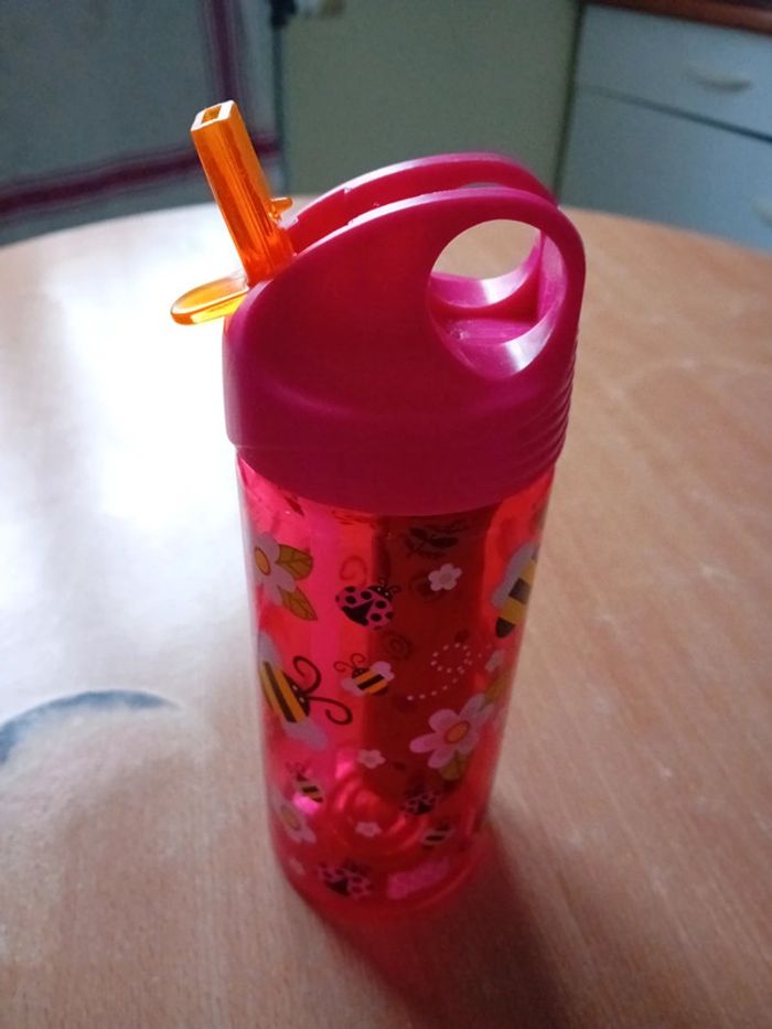 Gourde avec rafraîchissement - photo numéro 2