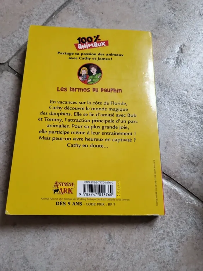 Livre les larmes du dauphin - photo numéro 2