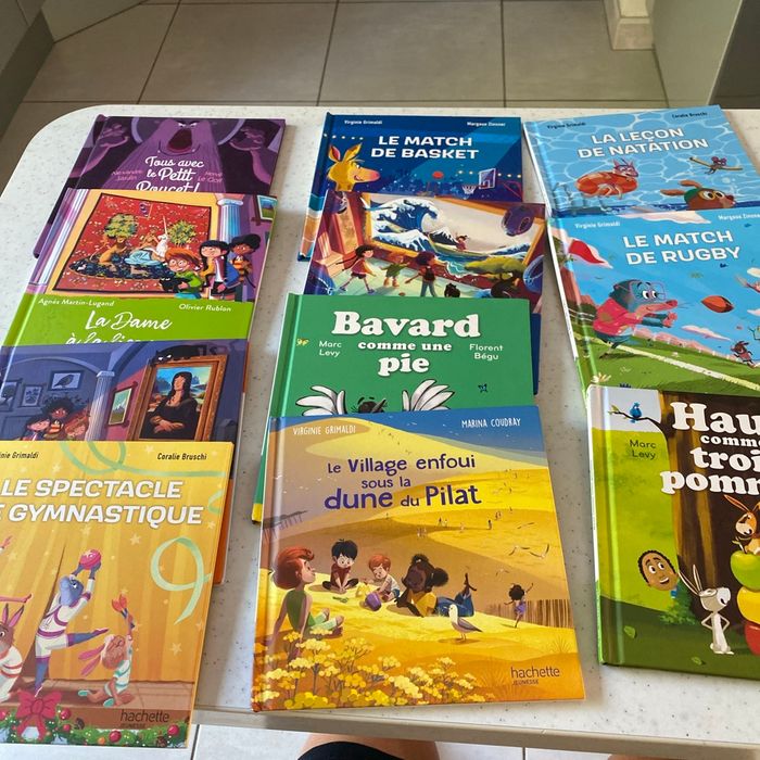 11 livres hachette