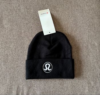 Bonnet Lululemon neuf noir