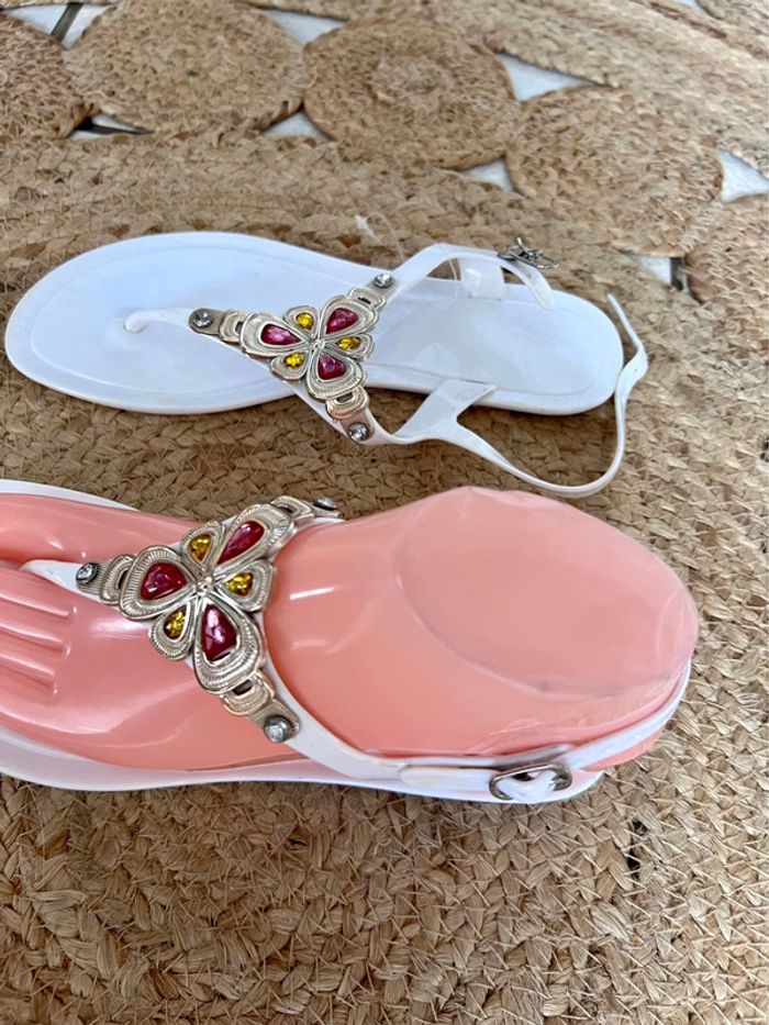 Sandale blanche dorée avec strass rose taille 37 - photo numéro 3