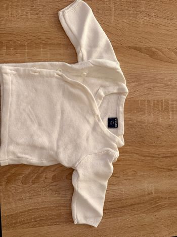 3 brassières bébé 