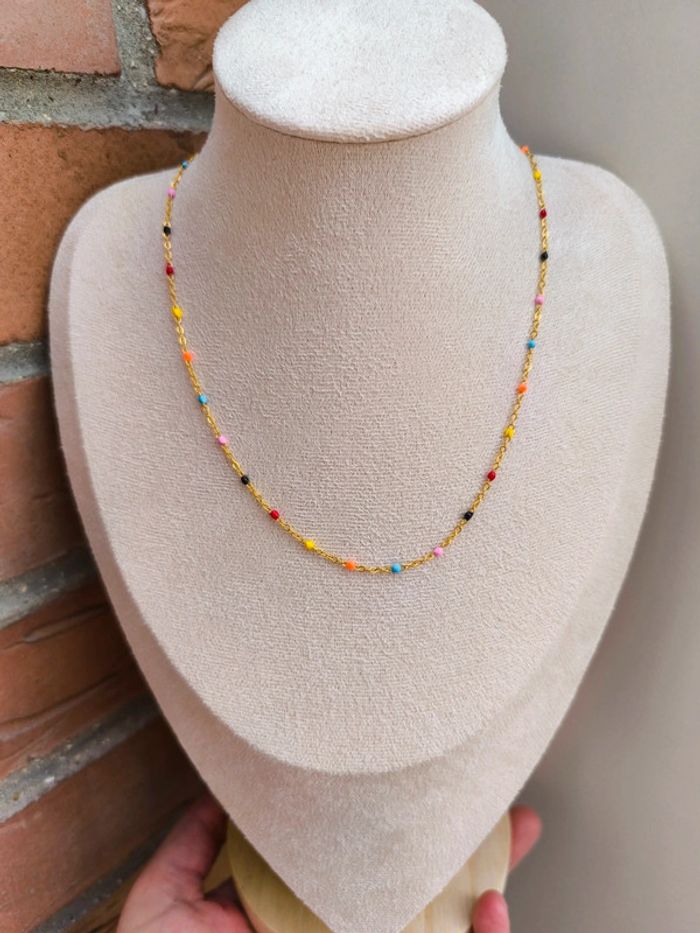 Collier doré avec perles rondes multicolores - photo numéro 4