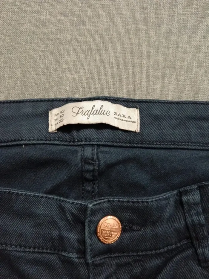 C63 pantalon marine Zara 42 - photo numéro 3