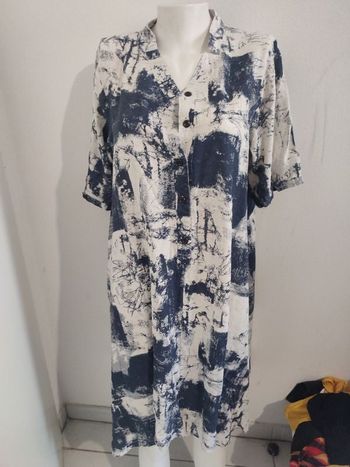 #kytie40femme. Robe manches courtes taille 40