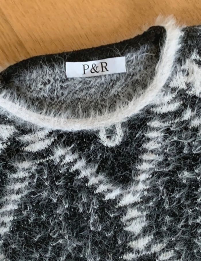 Pull fluffy P&R taille 36 - photo numéro 3