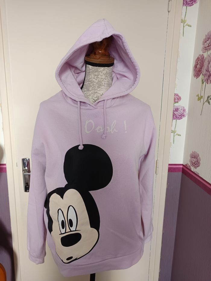 Sweat capuche Disney taille M/ L - photo numéro 2