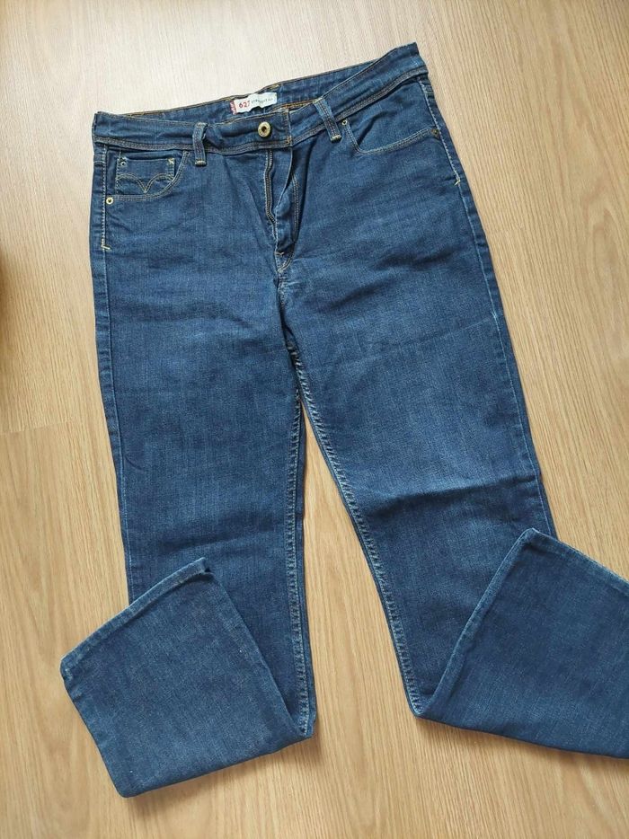 Jean Levi's bleu 627 straight fit 33*32 TBE