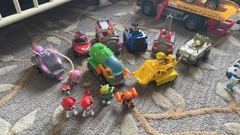 Véhicules + Figurines Pat patrouille