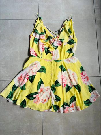 Magnifique robe fleurie jaune New Look neuve