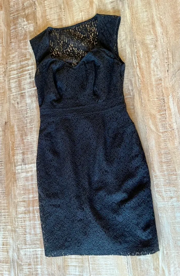 Robe noire