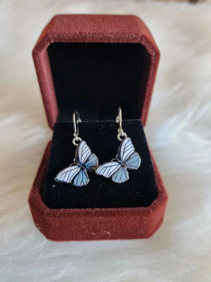 💎Boucles d'oreilles Créoles Papillons Gris 💎