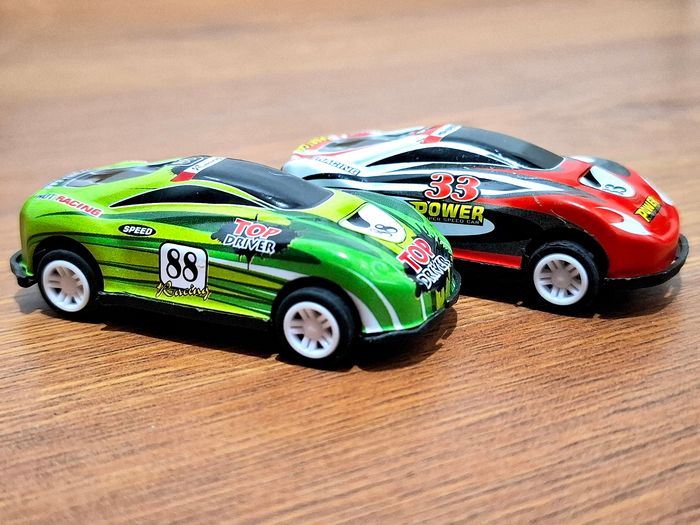 Camion transporteur + 2 voitures de course + propulseur - photo numéro 7