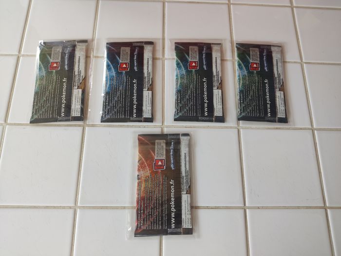 Boosters Pokémon légendes brillantes - photo numéro 2