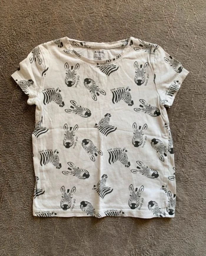 T-shirt blanc fille taille 6 ans