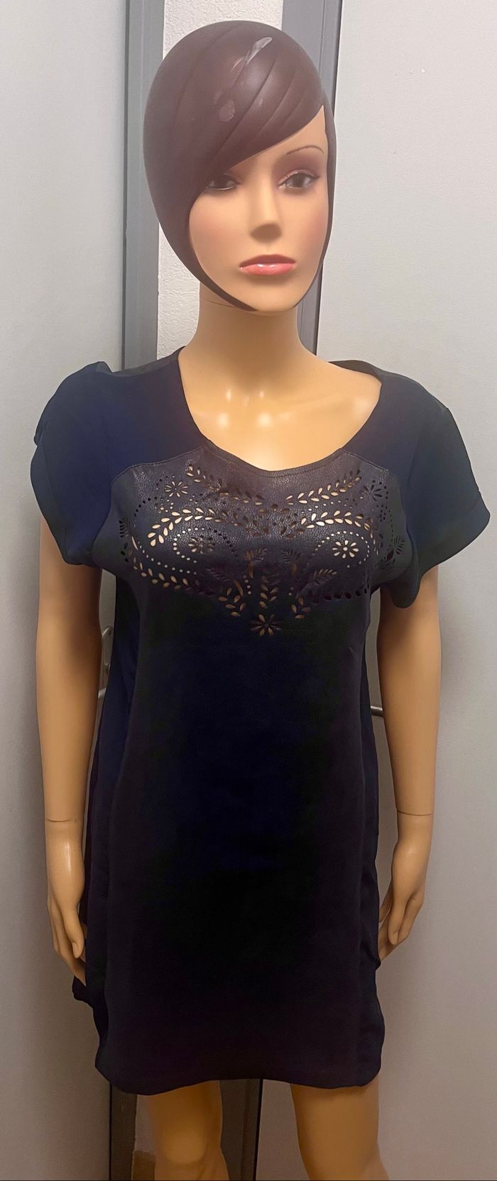 Robe sans manches marine - photo numéro 2