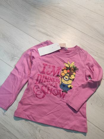 T-shirt neuf taille 3 ans