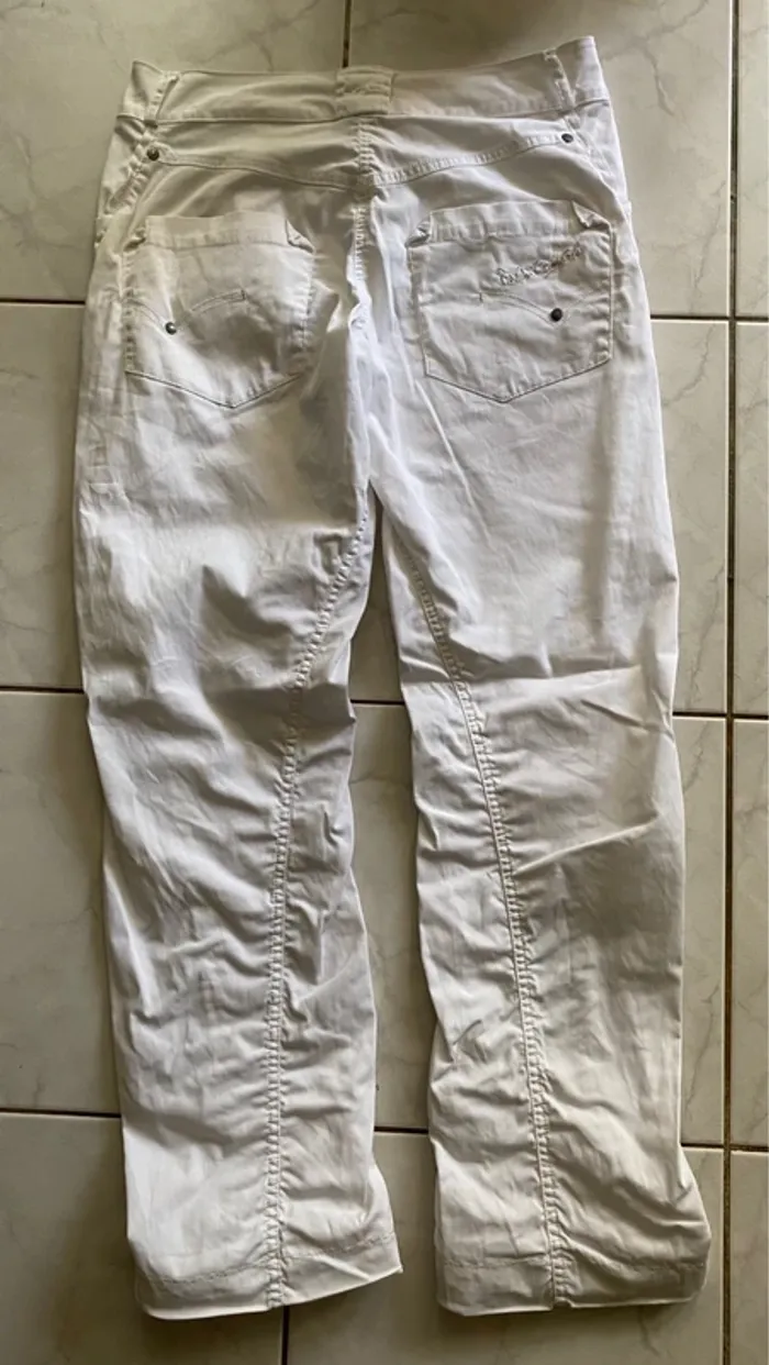 Pantalon blanc - photo numéro 2