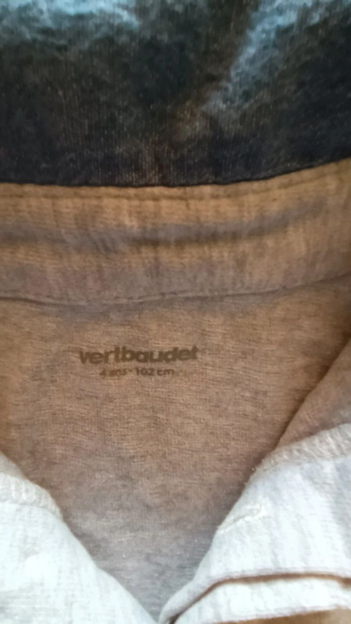 Très beau pull pour garçon taille 4 ans - photo numéro 4