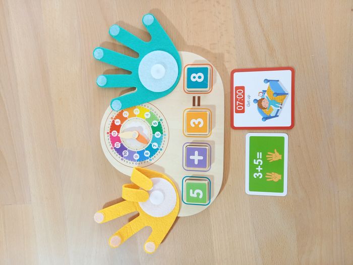 Jeu pour apprendre l'heure et à compter 🏷 - photo numéro 2