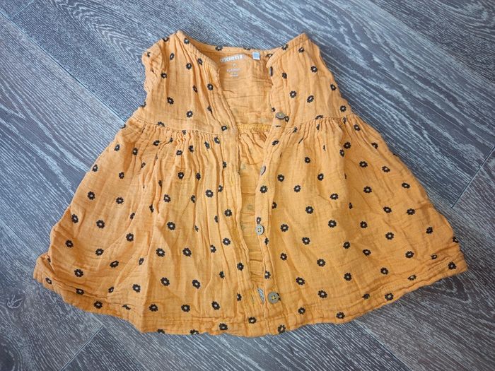 Robe moutarde a fleur orchestra 6 mois